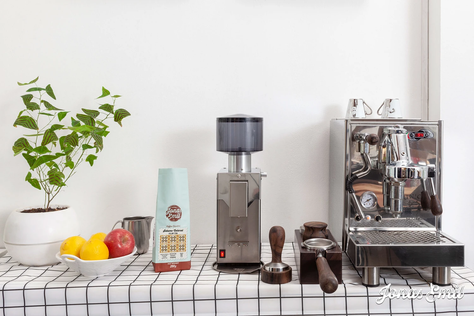 JONAS EMIL COFFEE SHANGHAI DGUZZO 2022.03-5853_espressomachine_HRZ_Sidamo Natural_WEB.webp
