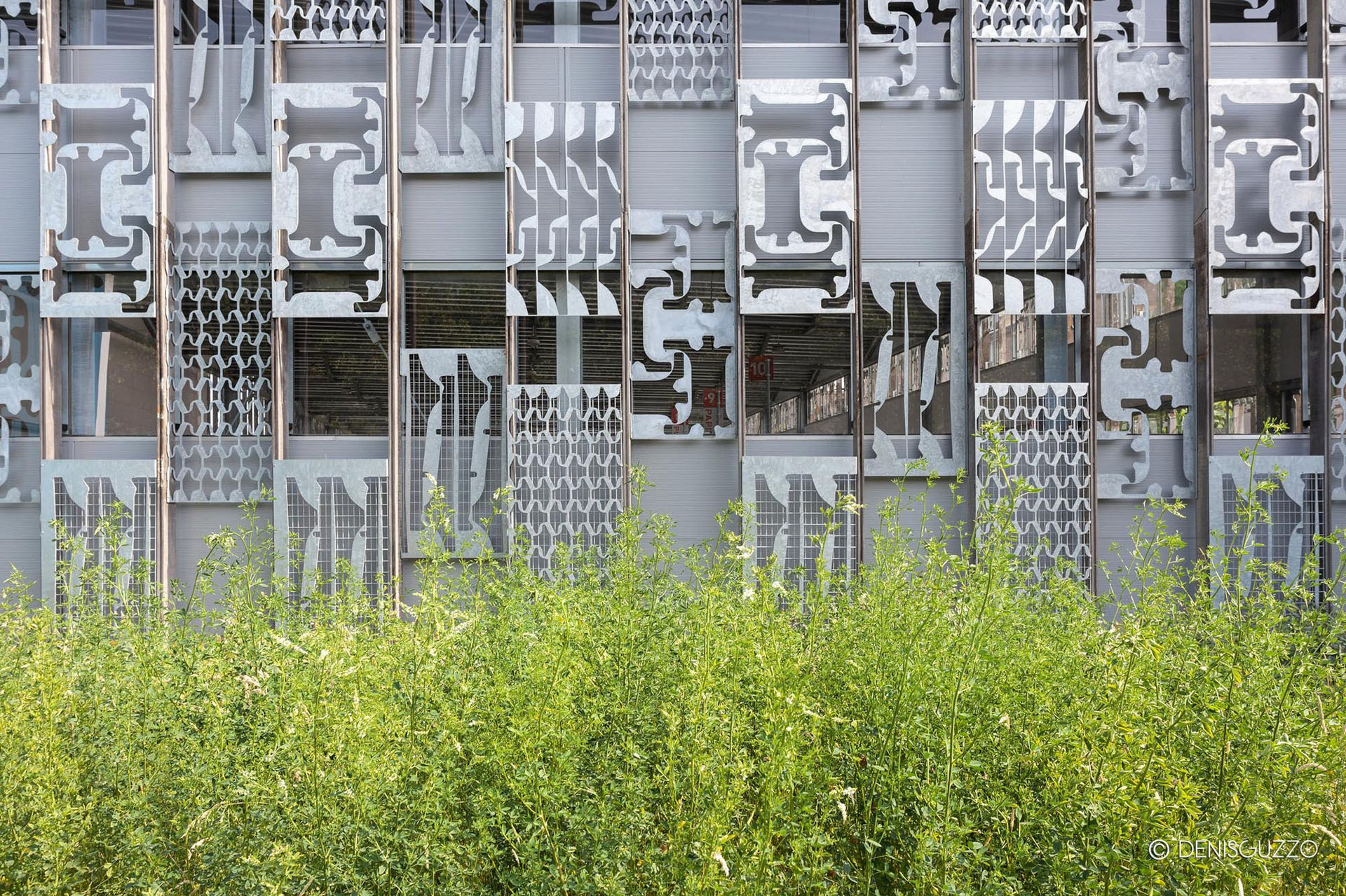 211.00_AfvalBrengStation_Den Haag_Superuse-DenisGuzzo_0411_WM.jpg