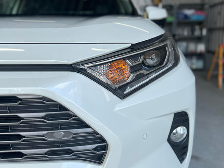 TOYOTA RAV4/純水手洗い洗車