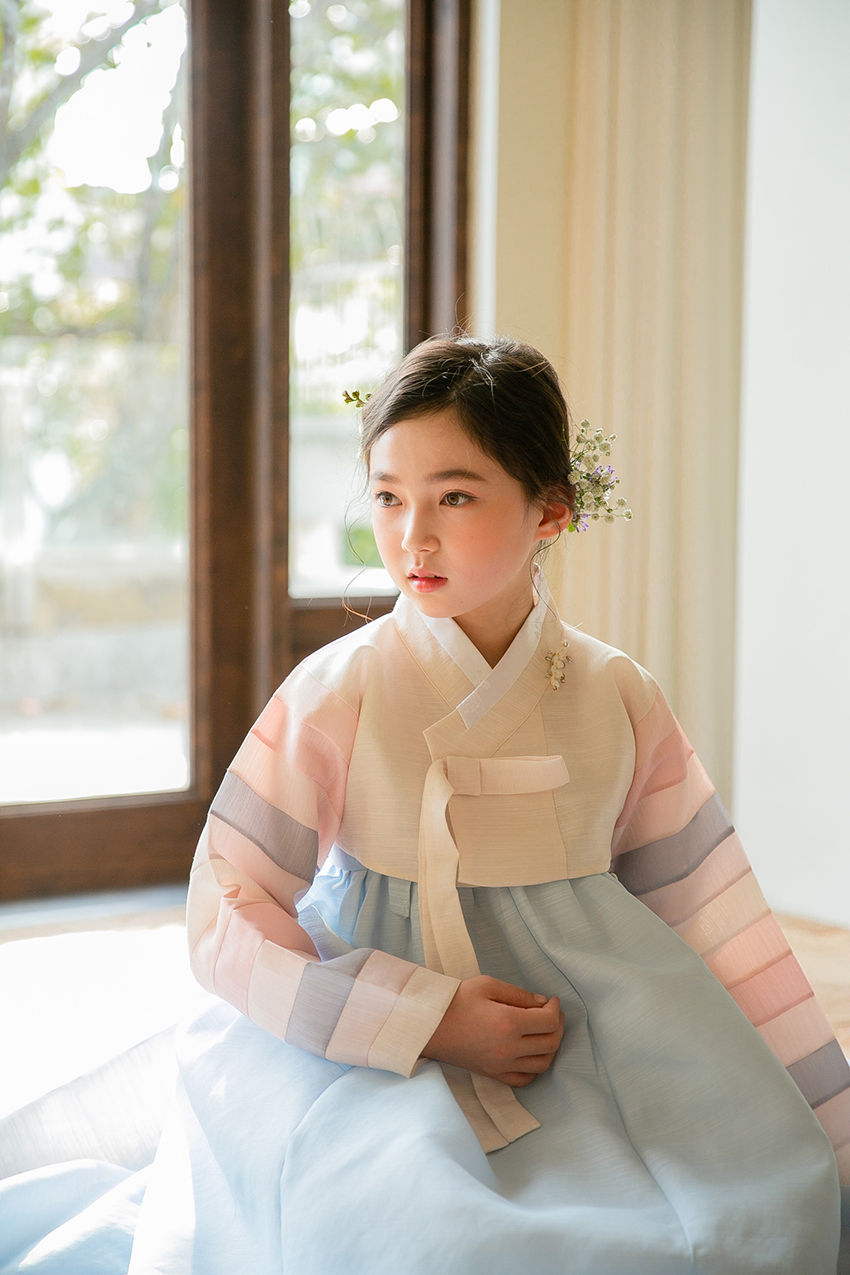 Thumbnail: Sky Seak-Dong Hanbok for 1t-15T
