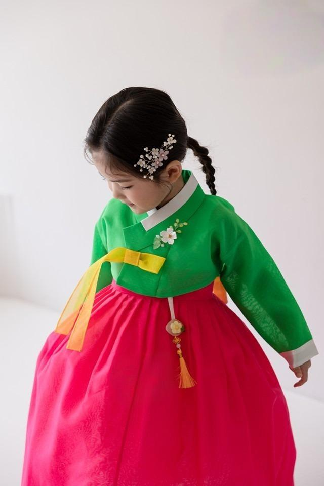 Thumbnail: Special Offer! All Kids' Hanboks Just $99