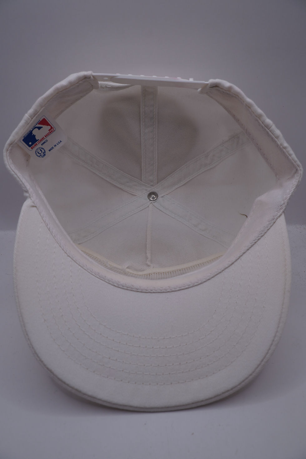 Thumbnail: Vintage Oakland Athletics 1988 AL Champs Snapback Hat