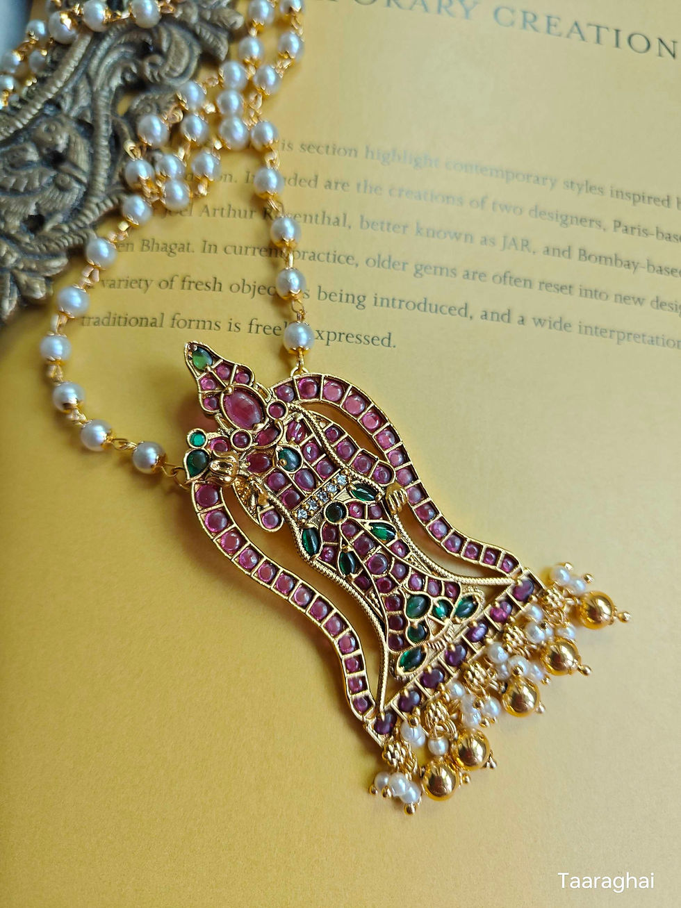 Miniatura: Meena Kemp stone studded Meenakshi pendant with pearl chain