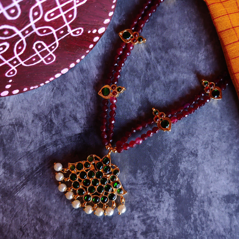 Maroon Agates with Kemp