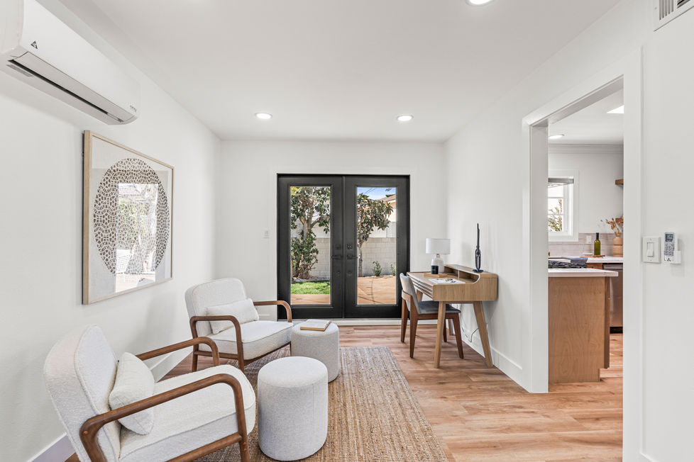 a reading / work area