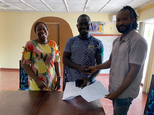 Comedian Selfie signs partnership agreement with BBC Media Action