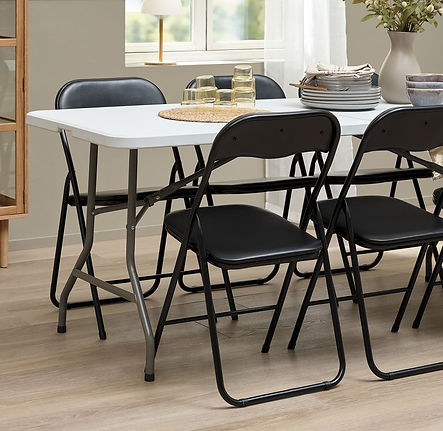 chaise table