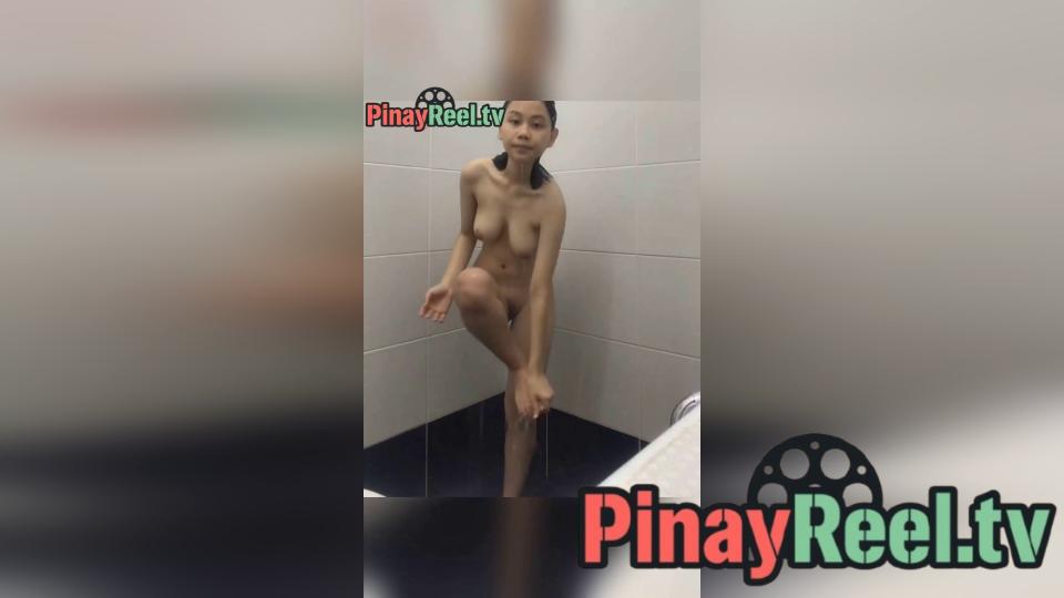 Ginawa Ko Na Lahat Para Maging Mabuti Sa Kanya — Naghintay, Nagtiis, Nagbago Para Sa Kanya — Pero Sa Mata Niya Palaging May Mali Ako. Saka Lang Ako Naging Tama Kapag Hinubad Niya Ang Panty Ko, Binuka Ang Legs Ko, At Ipinasok Ang Mainit Na Titi Niya Sa Loob Ng Puke Ko Hanggang Pareho Kaming Nawawala Sa Init.