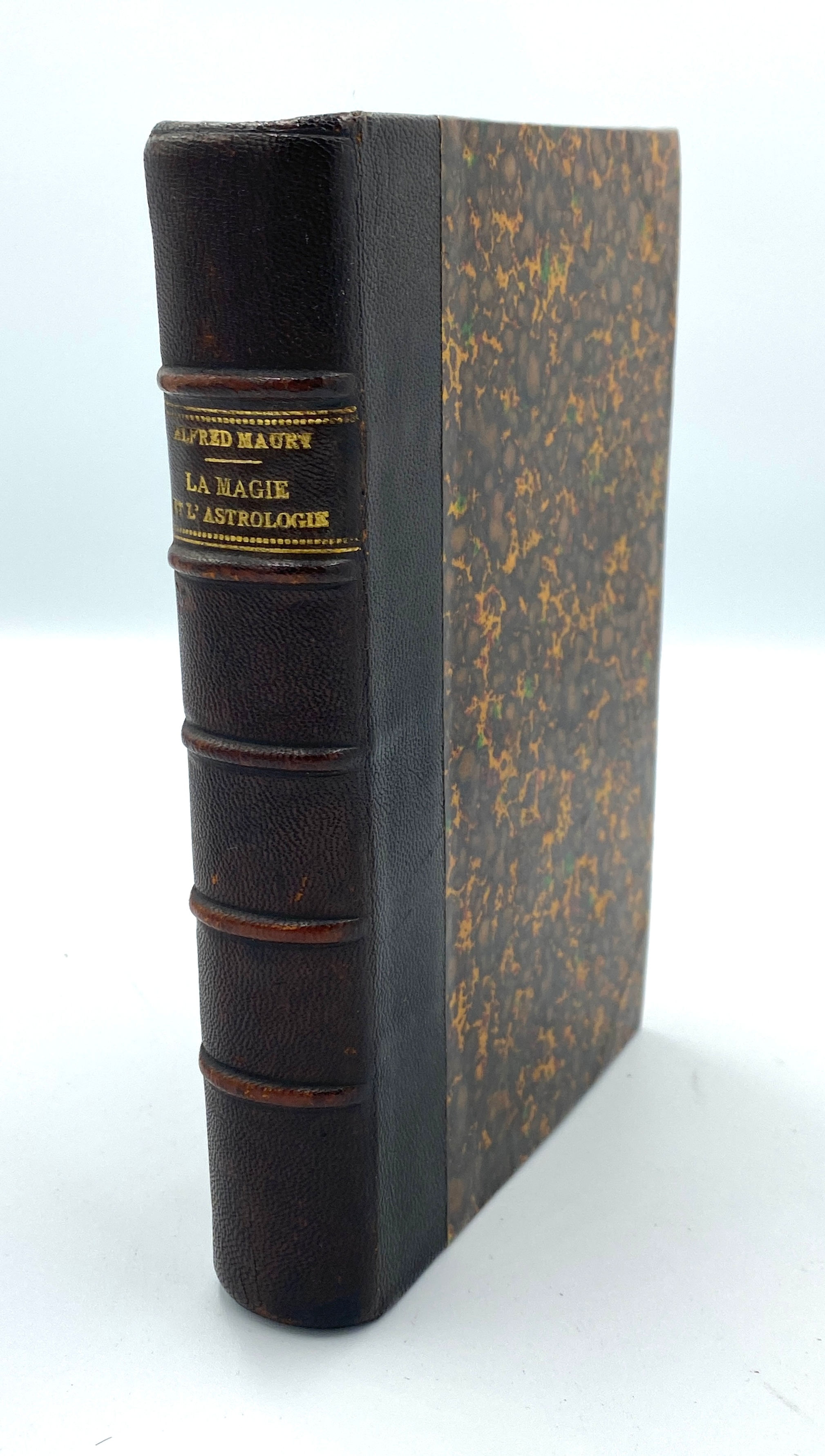 MAURY (A). La Magie et l'Astrologie dans l'Antiquité et au Moyen Age