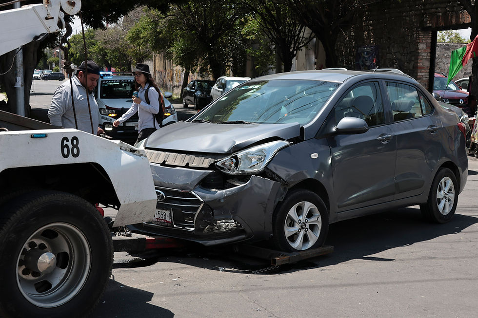 Choque en la 19 Poniente provoca tráfico en el Barrio de Santiago