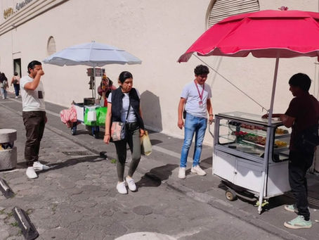 Gobierno de Pepe Chedraui pone orden en el Centro Histórico; retira apartados y comercio irregular