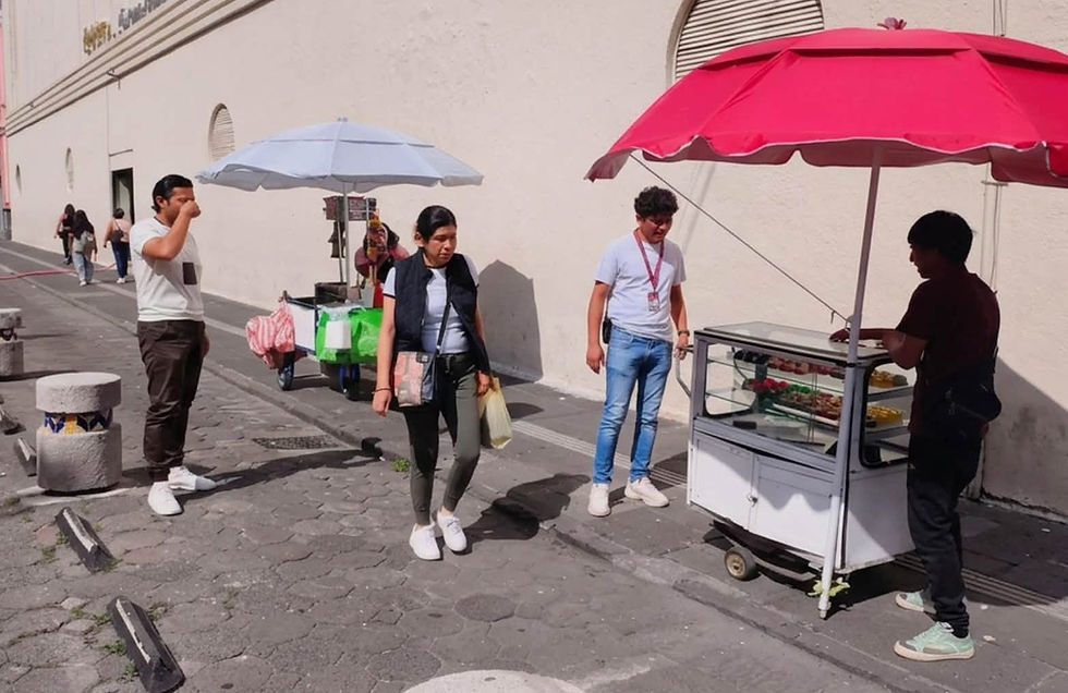 Gobierno de Pepe Chedraui pone orden en el Centro Histórico; retira apartados y comercio irregular