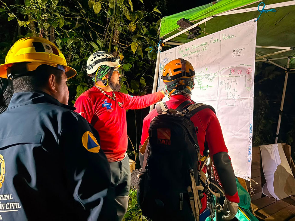 Localiza Protección Civil dos cuerpos en Grutas de Chichicazapa