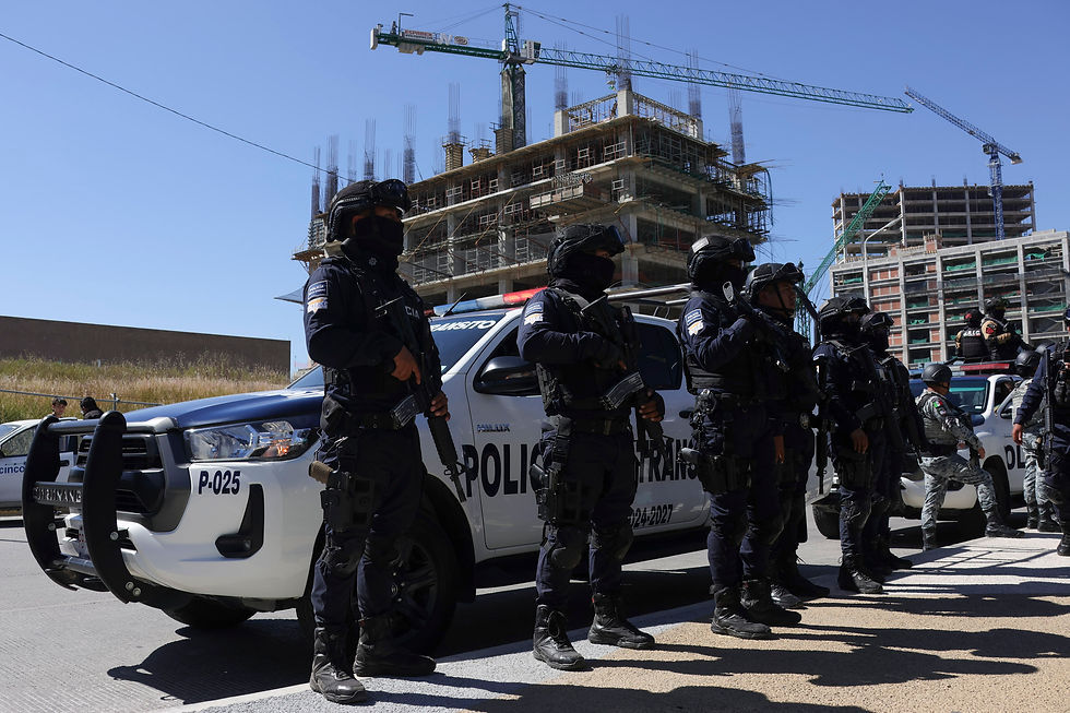 Buen fin bajo vigilancia; Guardia Nacional y Policía cuidan a los compradores en Puebla