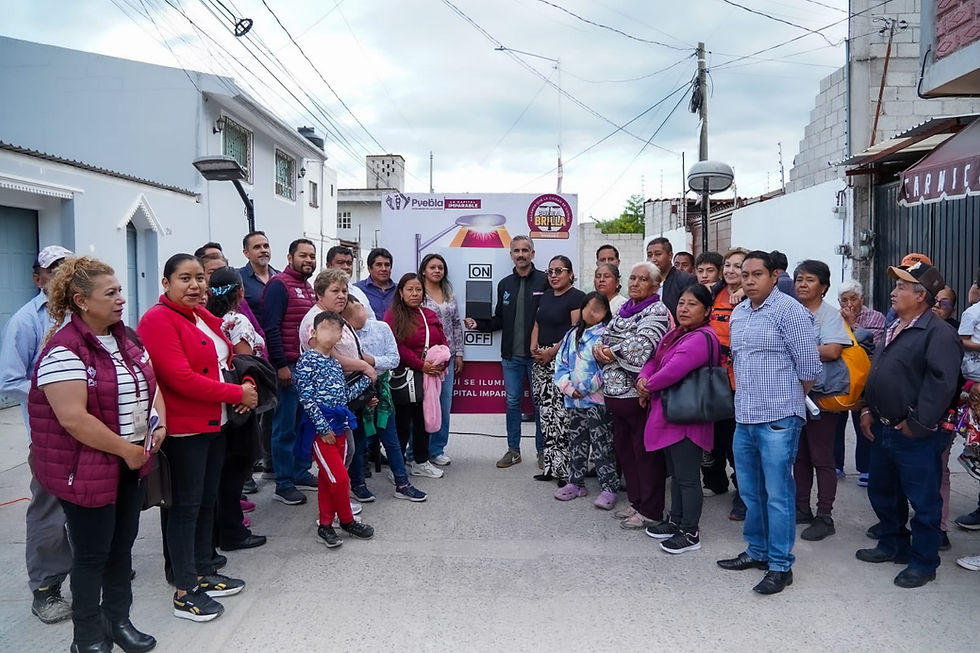 Entrega Gobierno de Pepe Chedraui 540 luminarias LED en Totimehuacán y Barrio San Juan