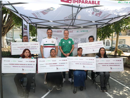 Entrega Pepe Chedraui cheques de “Tu Crédito Imparable” en San Jerónimo Caleras