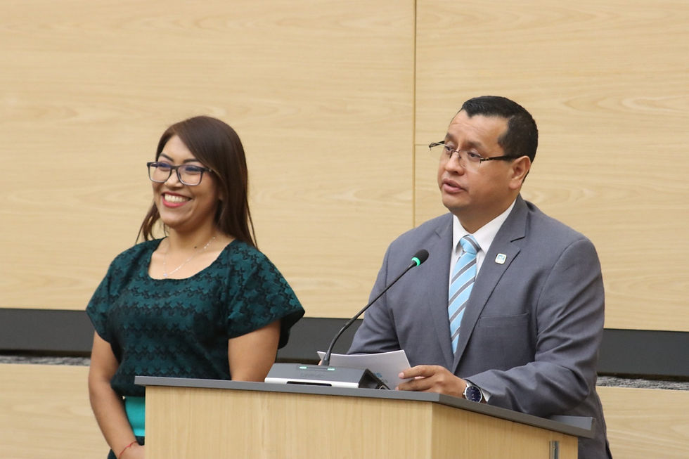 Leonela Martínez y Elías Lozada impulsan iniciativa para la disminución progresiva de animales abandonados