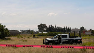 Hallan cuerpo sin vida y desnudo en terrenos de Amozoc