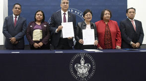 Signan convenio de colaboración BUAP y la USEP