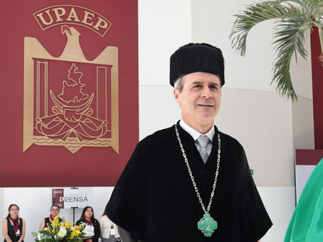 Nuevo rector de la UPAEP tras 13 años de anterior administración