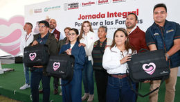Preside Ceci Arellano jornada por amor a las familias en San Francisco Totimehuacán