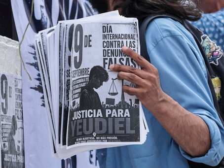 Familiares de Yeudiel N se manifiestan frente a la Fiscalía; exigen su liberación