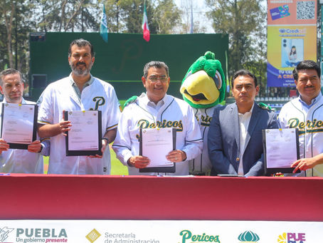 Encabeza Sergio Salomón entrega de concesión por 15 años del parque de béisbol Hermanos Serdán