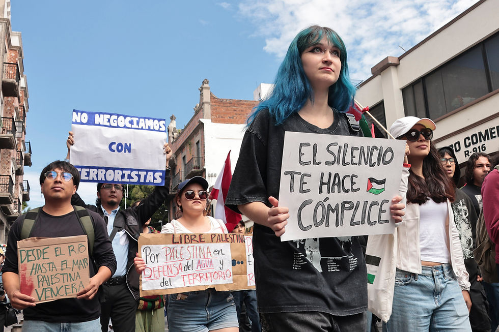 Marcha por Palestina llega al Centro Histórico; tensión crece tras bloqueo policial