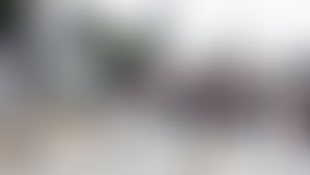 Vecinos bloquean la Calzada Zaragoza para defender retornos; temen quedar incomunicados por obras