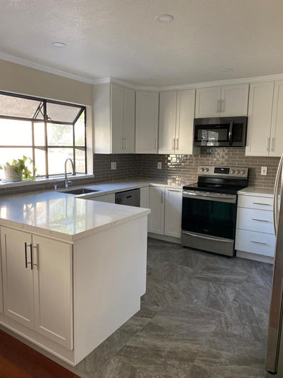 Kitchen04.jpeg