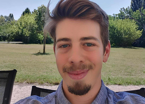 mészáros márk_edited.jpg