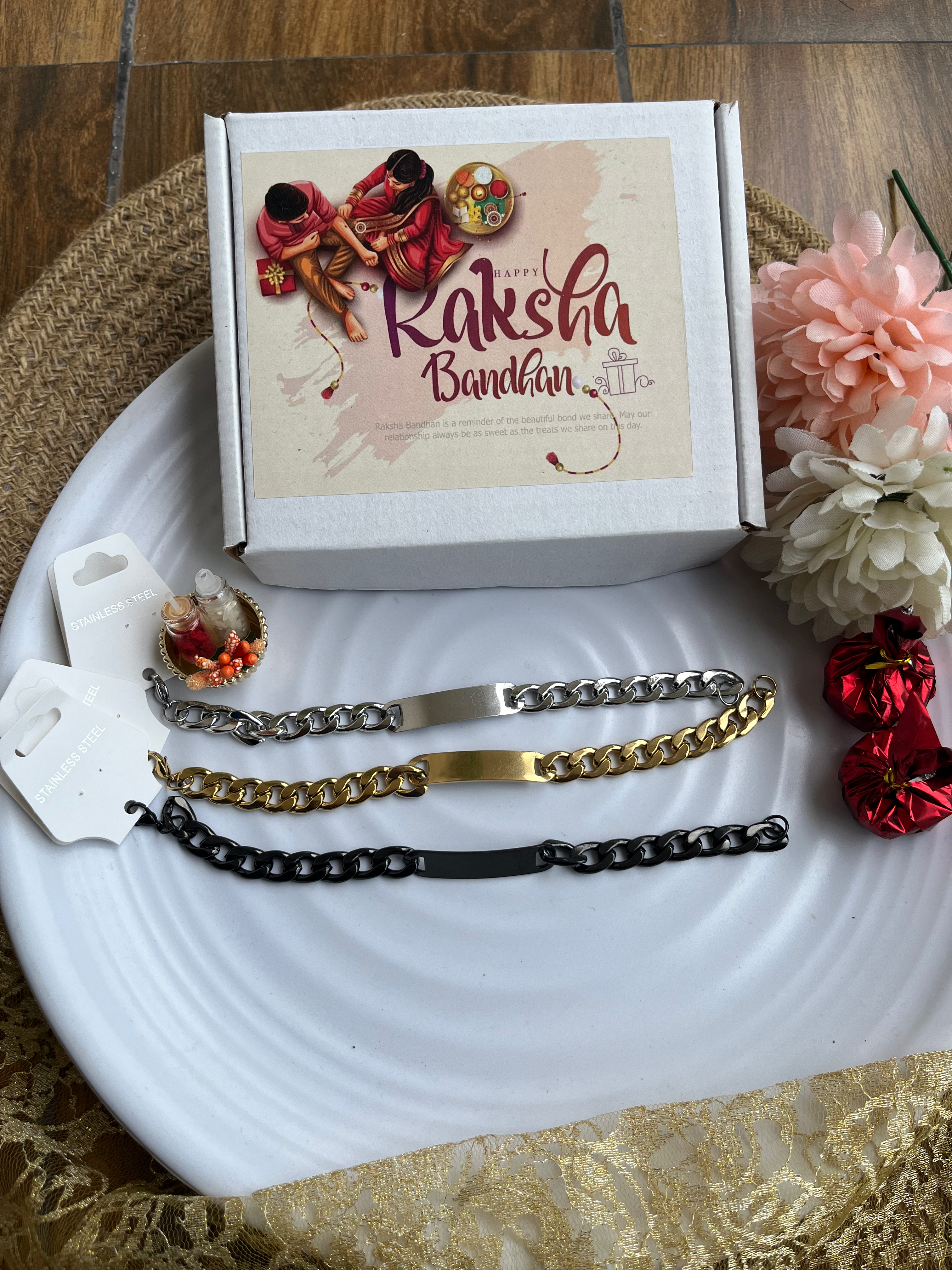 Men engraved heavy Bracelet