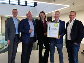 Ausgezeichnete Betriebsvorsorge – Verleihung durch SIPCAN an Palfinger AG