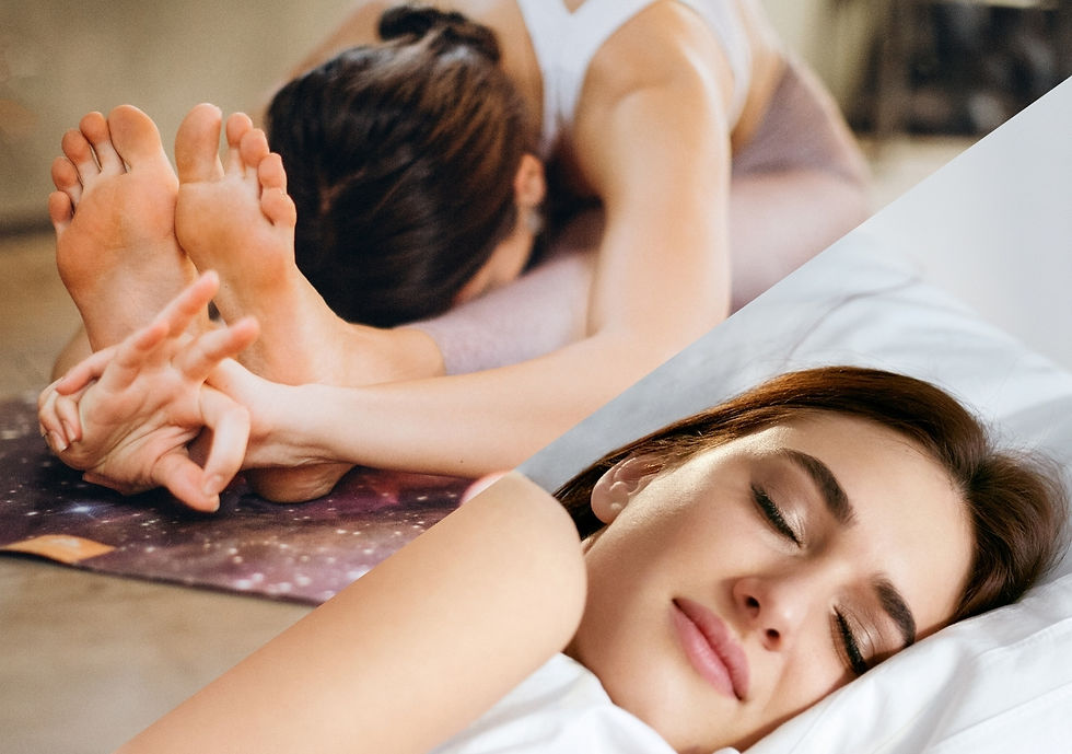 Frau macht Yoga - Frau schläft gut