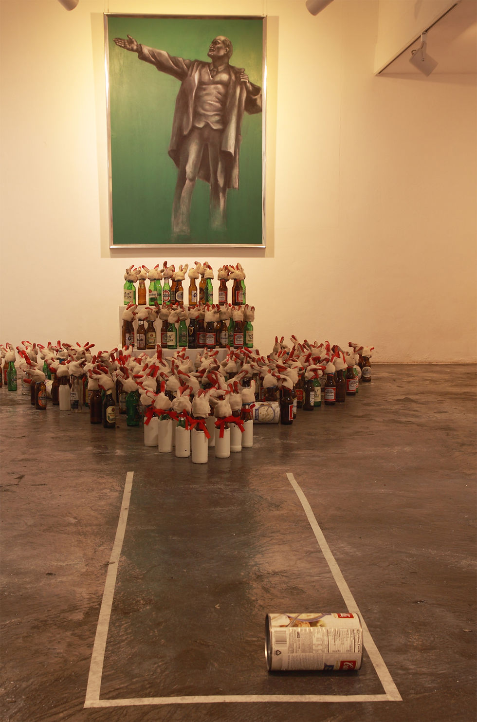 Working rabbit dolls and Lenin