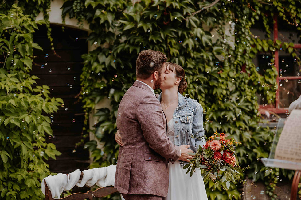 Blickwinkelfotografie_Hochzeit_bei_Gera_im_Herbst-27.jpg