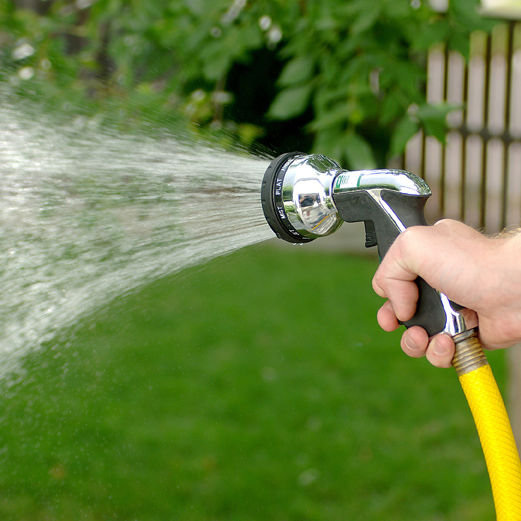 Tips To Keep Your Artificial Grass Smelling Pet Urine Free