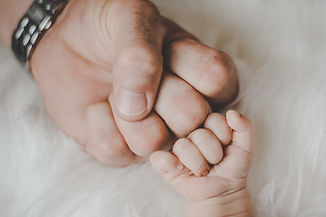 father-4260027_1920.jpg