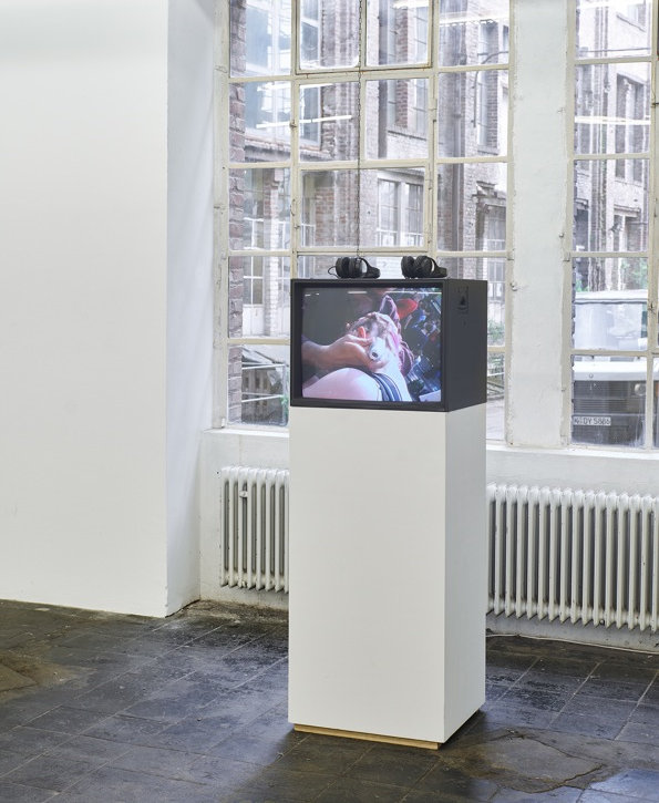 Field of Codes, Publication, Buch, Markus Saile,Marcel Hiller, Julian Irlinger, Sven Johne, Hiwa K, Katrin Mayer, Max Schaffer Ilka Becker, Hans-Christian Dany, Fiona McGovern, Sarah Kolb, Kerstin Stakemeier, Marcus Steinweg