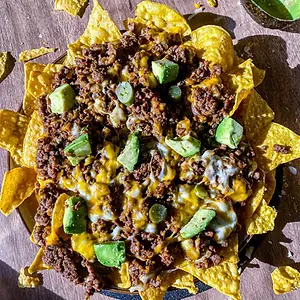 BEEF CHEESE NACHOS