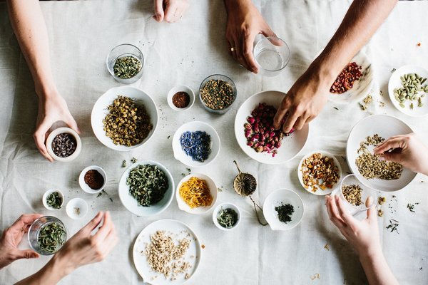 Tea Blending para Herbalismo Místico