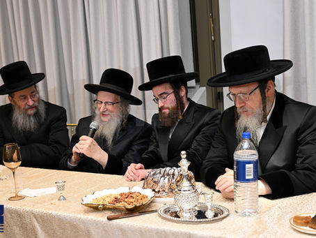 שיינע רבנישע שידוך געשלאסן בבית טענקא - גאלאנטא - וויען - ברעזנא