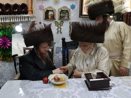 ביקור חג • האד' משומרי אמונים באזוכט ביי ש"ב האד' מתולדות אהרן