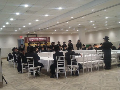 אסיפת רבנים פאררופן דורך האד' מוויען אמבאלאנגט דאס שיקן בחורים לערנען אין ארץ ישראל