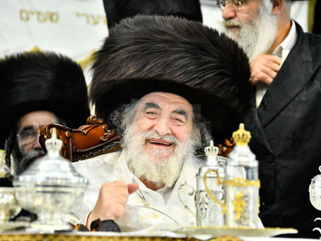 בימים ההם בזמן הזה: האד' מוויזניץ דעקט אויף רירנדע זכרונות פון 'זיסע יאהרן' זייענדיג אין גלות