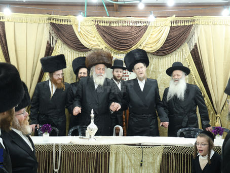 מעמד 'חנוכת הבית' פאר נייע אלכסנדר שטיבל אין ביתר בראשות האד' מאלכסנדר