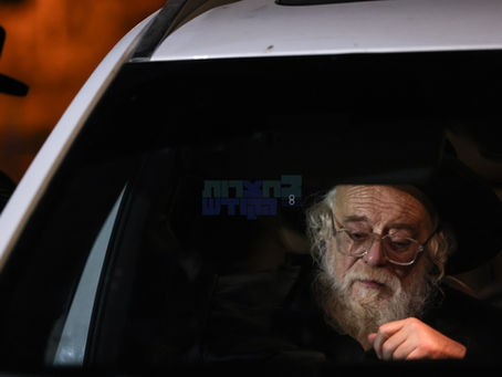 כי בא אורח • האד' מתולדות אהרן וועט באזוכן בקרב חסידיו אין לאנדאן