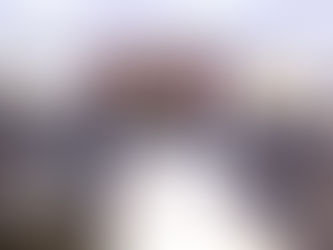 גרויסן ציבור חסידים ואוהדים ביי סעודת שלושים פון כ"ק האדמו"ר מקאסוב זצ"ל אין ירושלים