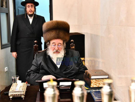 חבוש על ראשך פארך • האד' מספינקא באנייט 'קאלפיק' לכבוד חנוכה כמנהג אבותיו הק'