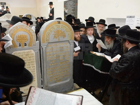 אלה מסעי: האד' מסאטמאר וועט אונטערנעמען נסיעה קיין סיגוט שב"ק מטו"מ; זונטאג דברים אין אוהעל ממחרת ההילולא